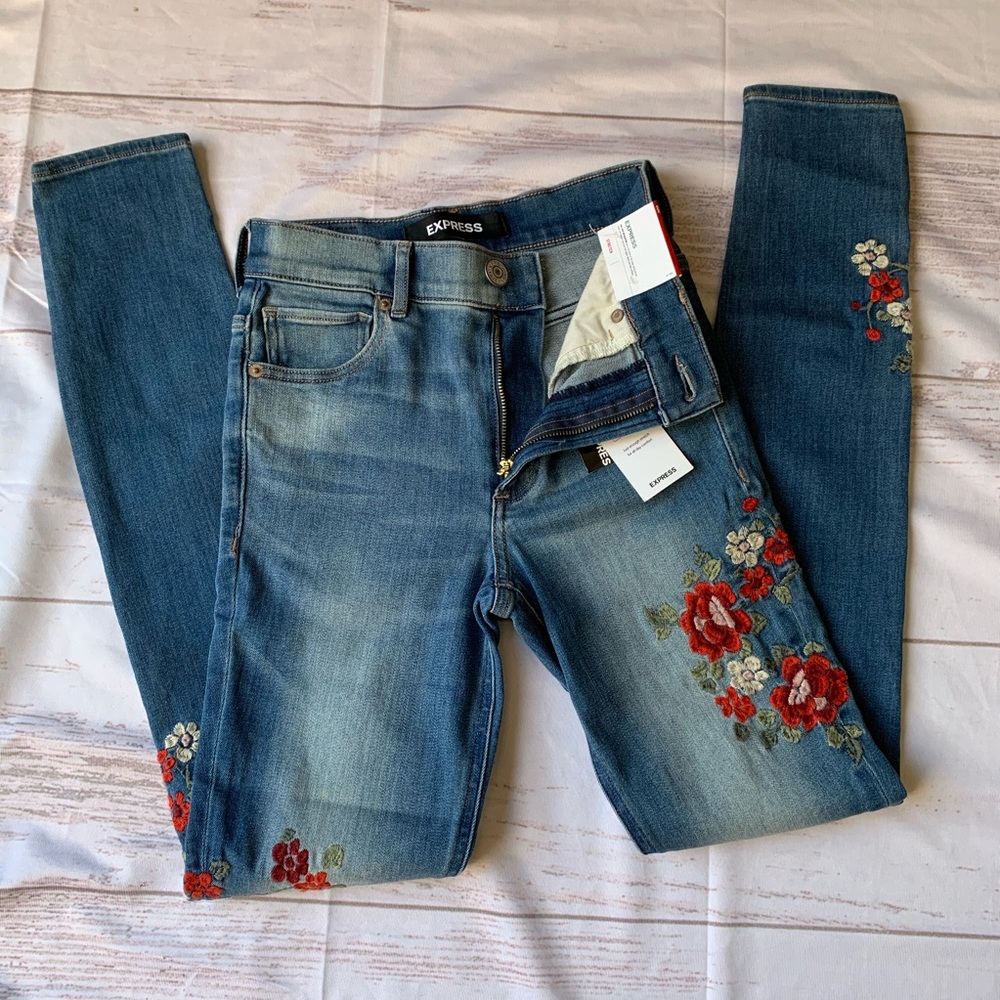 EXPRESS HIGH RISE ROSE FLORAL EMBROIDERED SKINNY JEANS Size 00 regular NWT